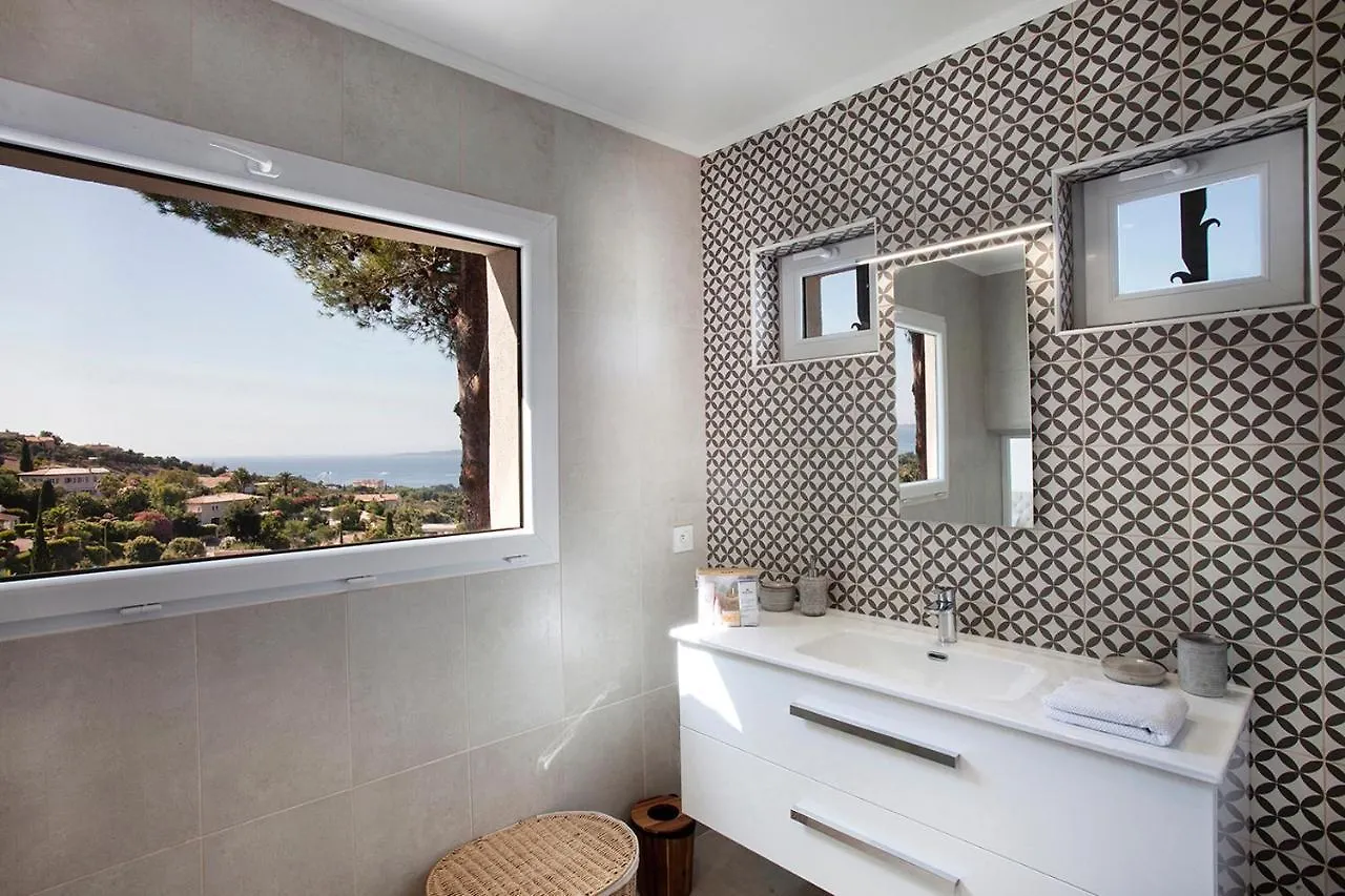 Prestigious Sea View Villa La Garonnette-Plage