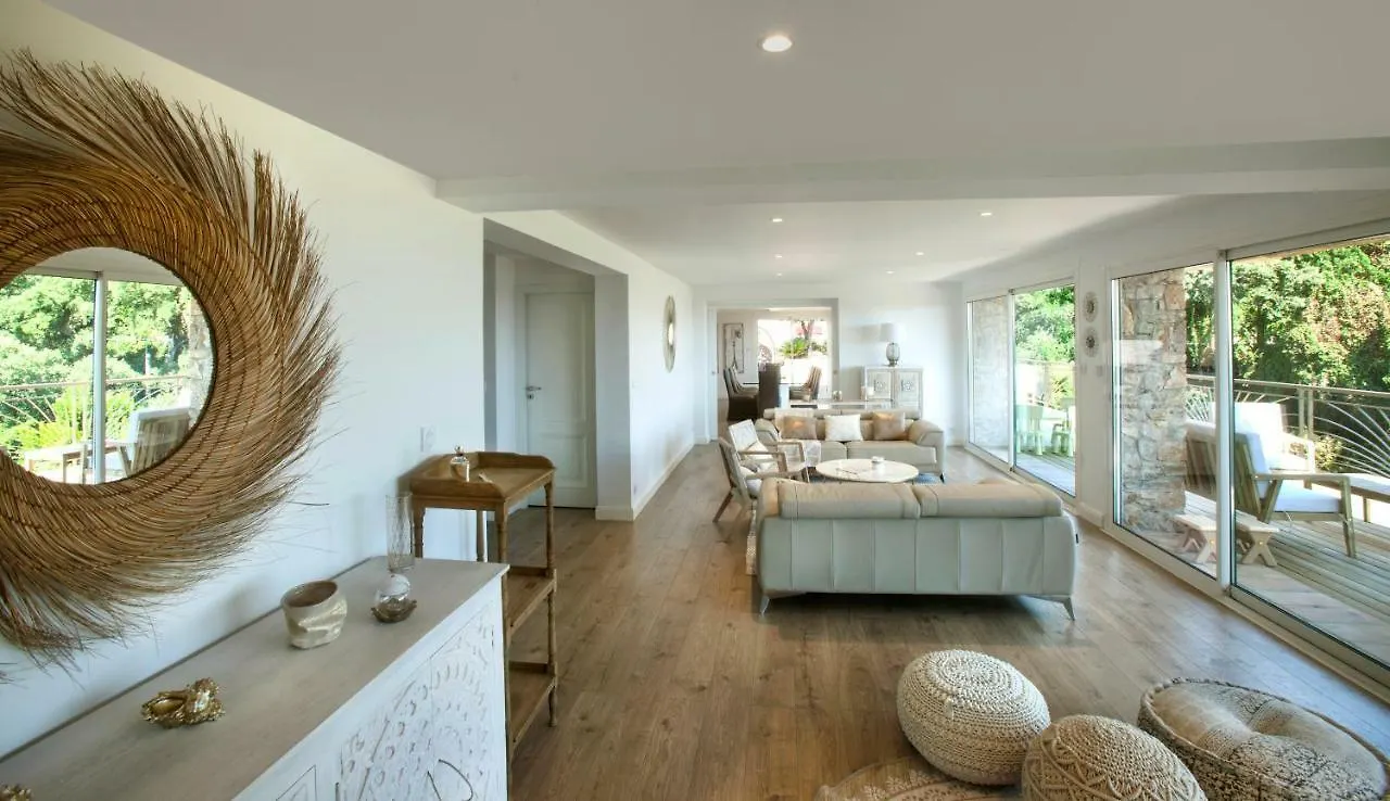 Prestigious Sea View Villa La Garonnette-Plage Frankreich