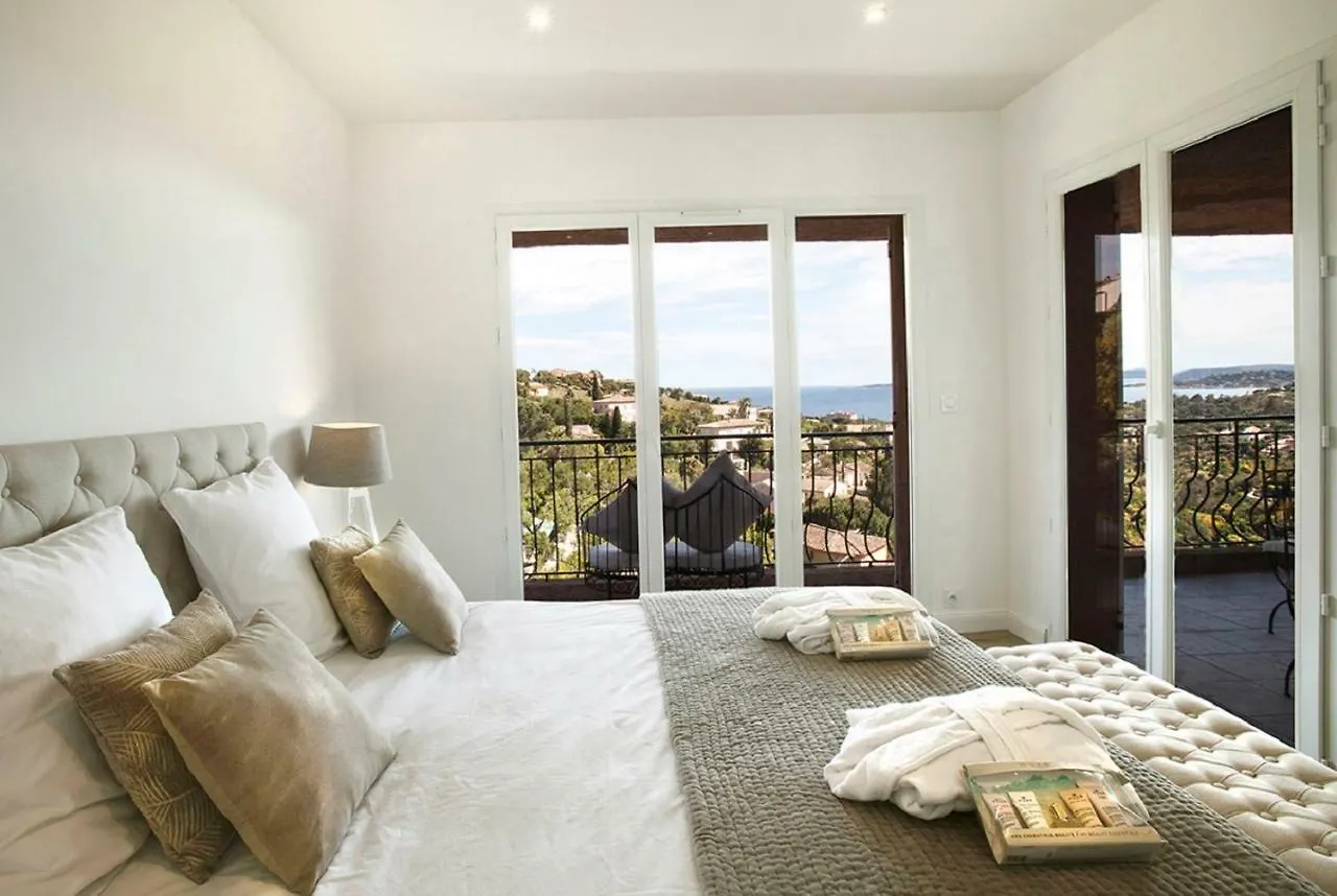 La Garonnette-Plage Prestigious Sea View Villa
